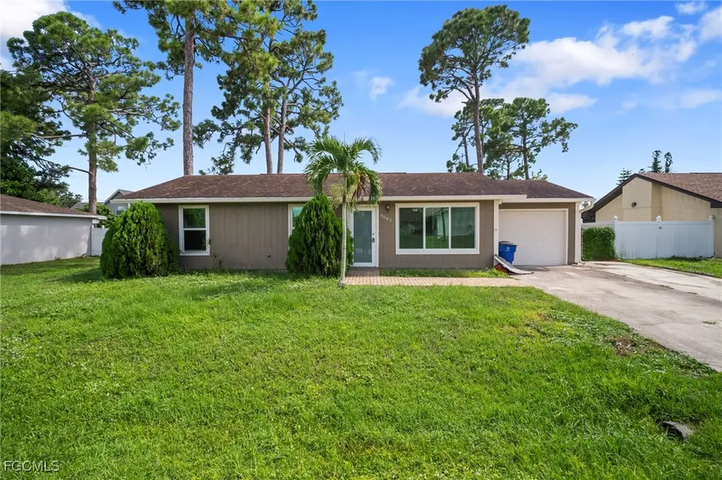 8042 Almo Road Fort Myers FL 33967