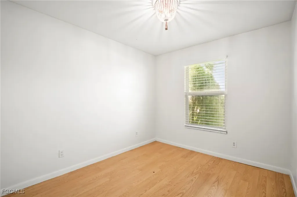 8042 Almo Road Fort Myers FL 33967