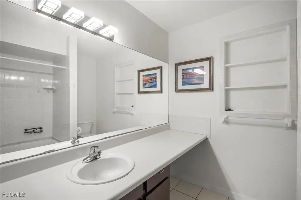 8042 Almo Road Fort Myers FL 33967