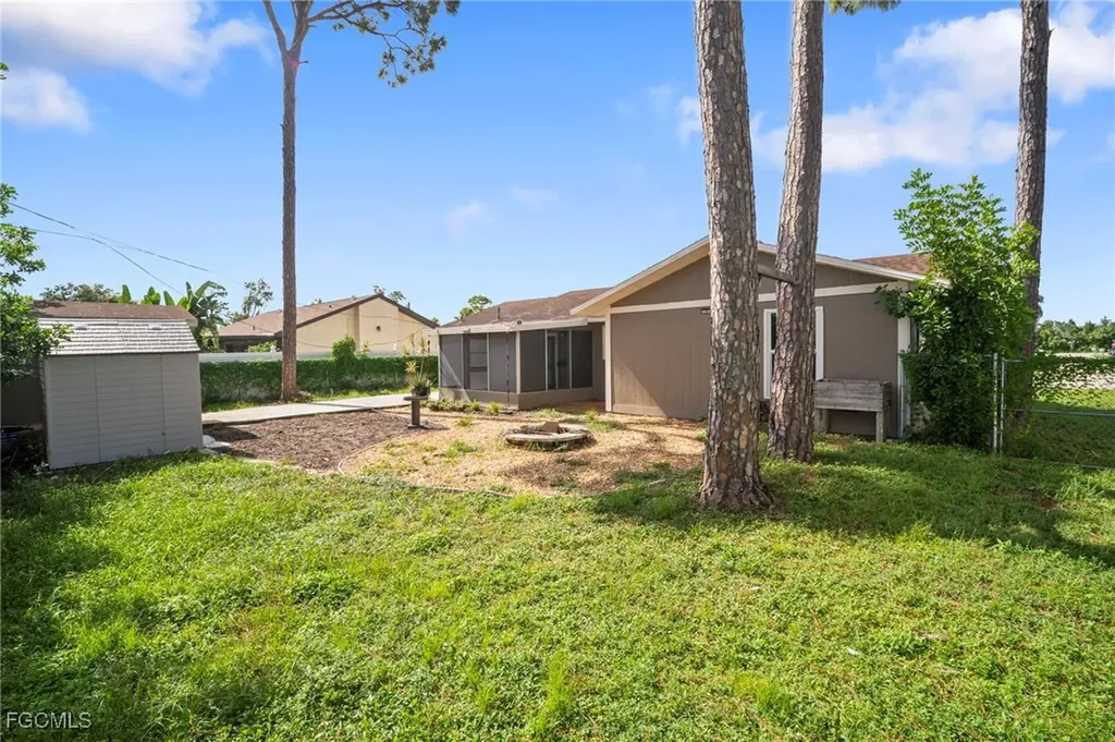 8042 Almo Road Fort Myers FL 33967