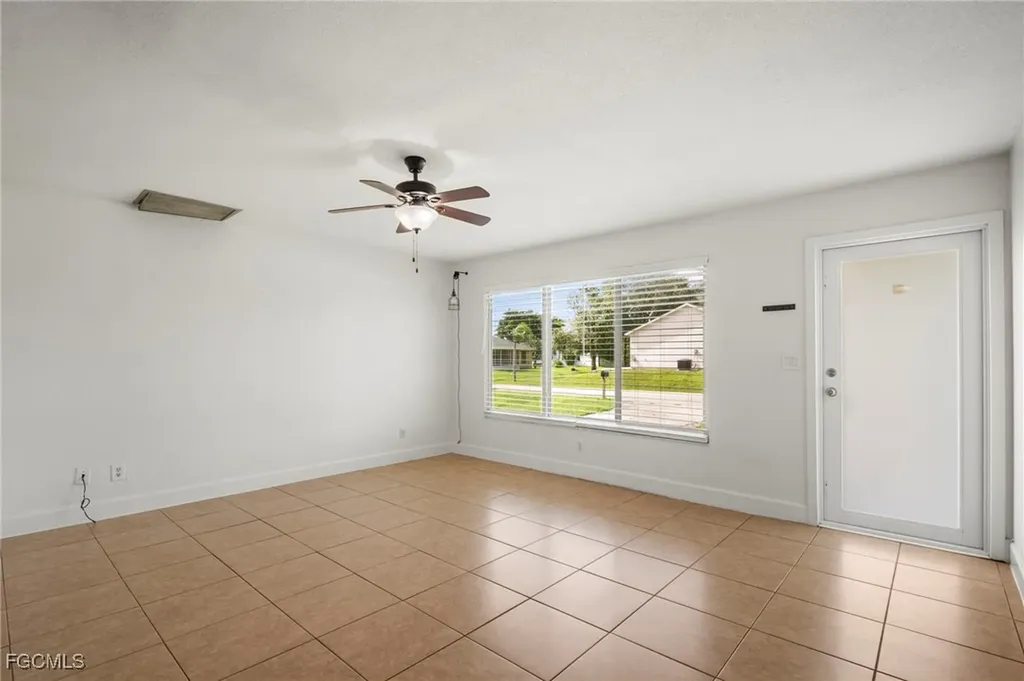 8042 Almo Road Fort Myers FL 33967