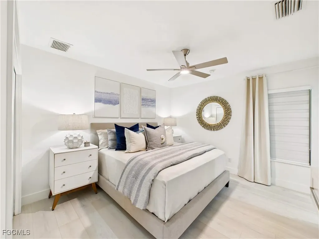 840 10th Avenue NE Naples FL 34120