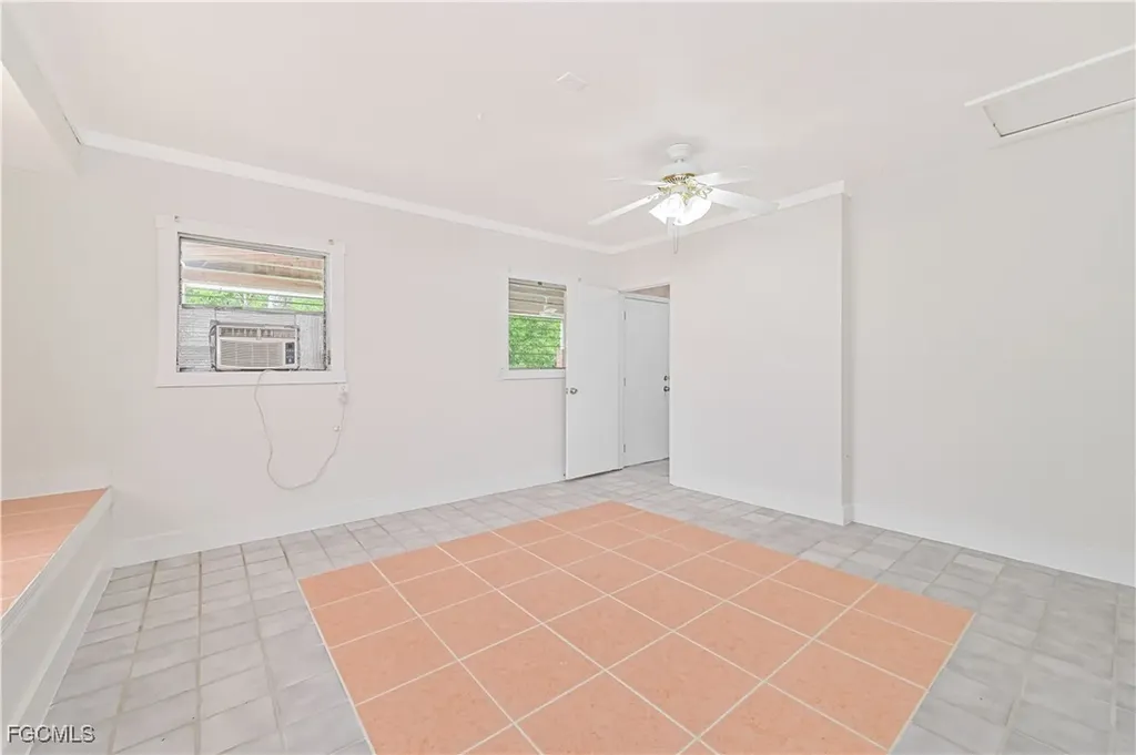 3905 E 3rd Street Lehigh Acres FL 33936
