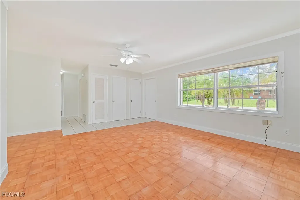 3905 E 3rd Street Lehigh Acres FL 33936