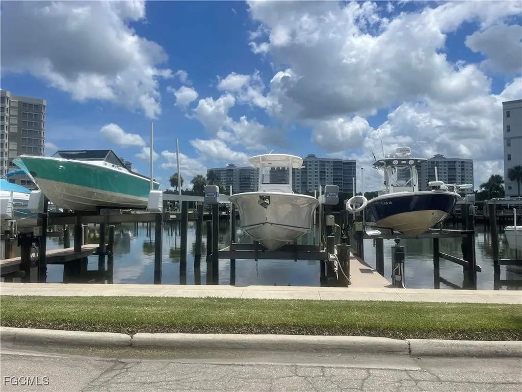 1 Bluebill Avenue Naples FL 34108