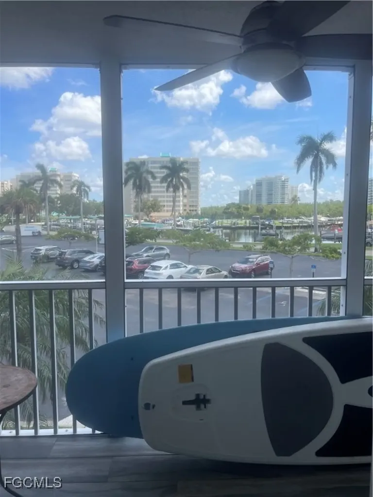 1 Bluebill Avenue Naples FL 34108