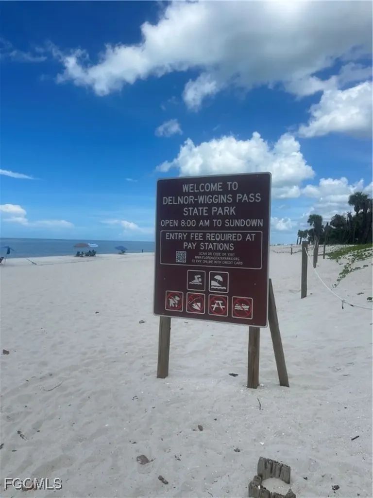 1 Bluebill Avenue Naples FL 34108