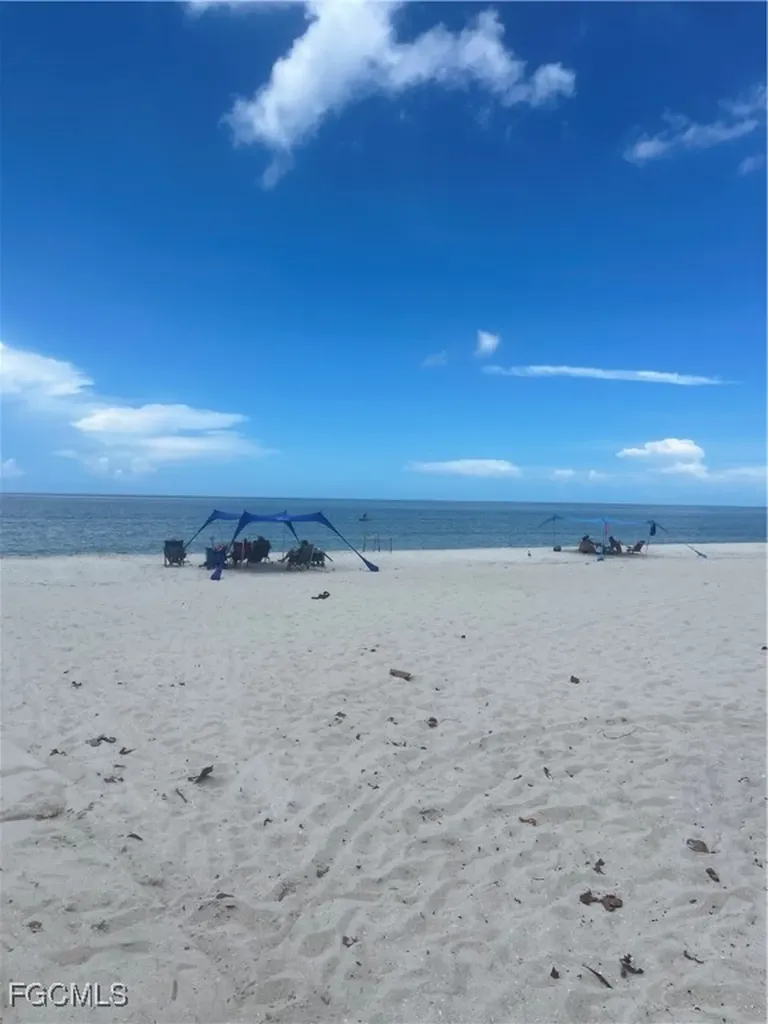 1 Bluebill Avenue Naples FL 34108
