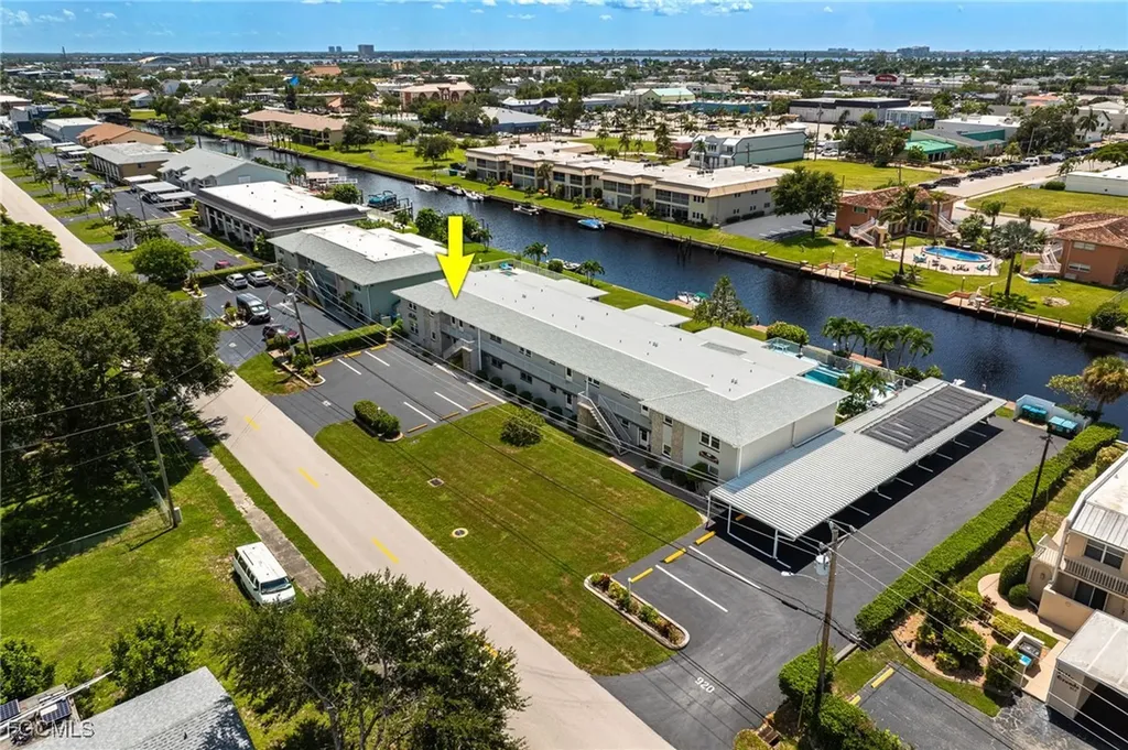 920 SE 46th Street Cape Coral FL 33904