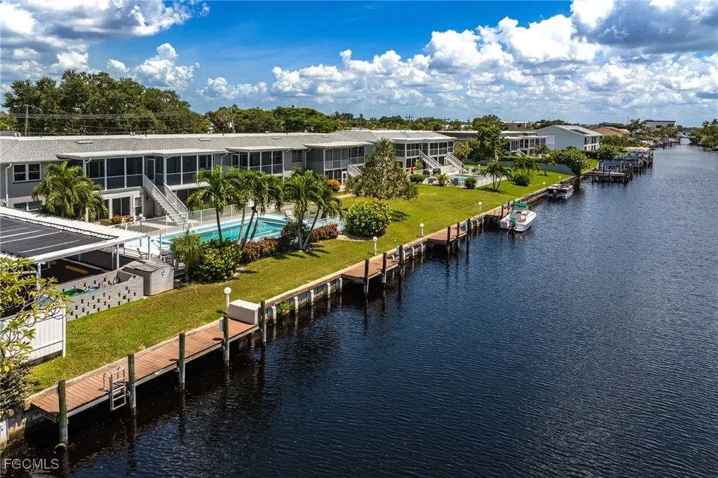 920 SE 46th Street Cape Coral FL 33904