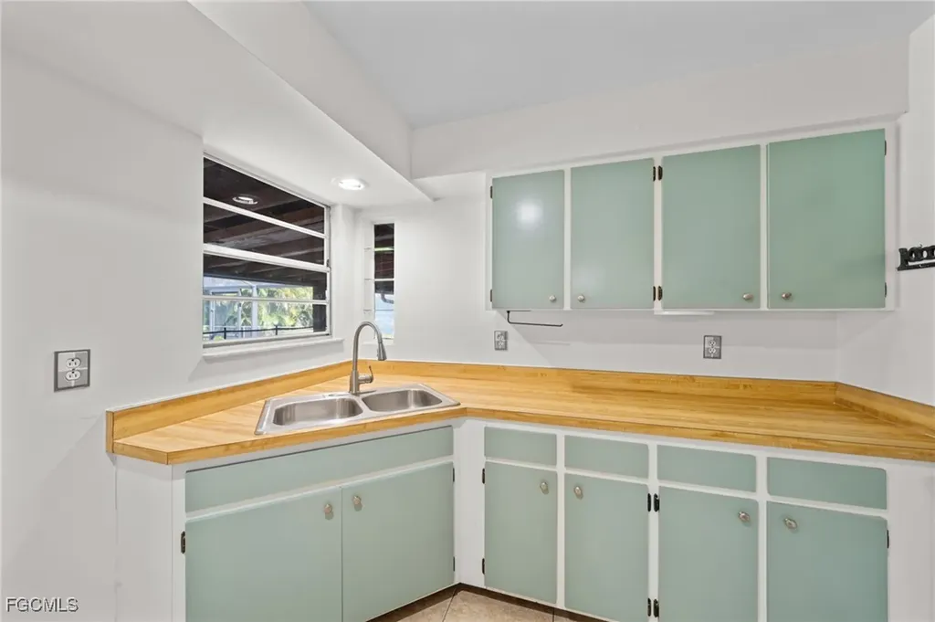 28232 Mango Drive Bonita Springs FL 34134