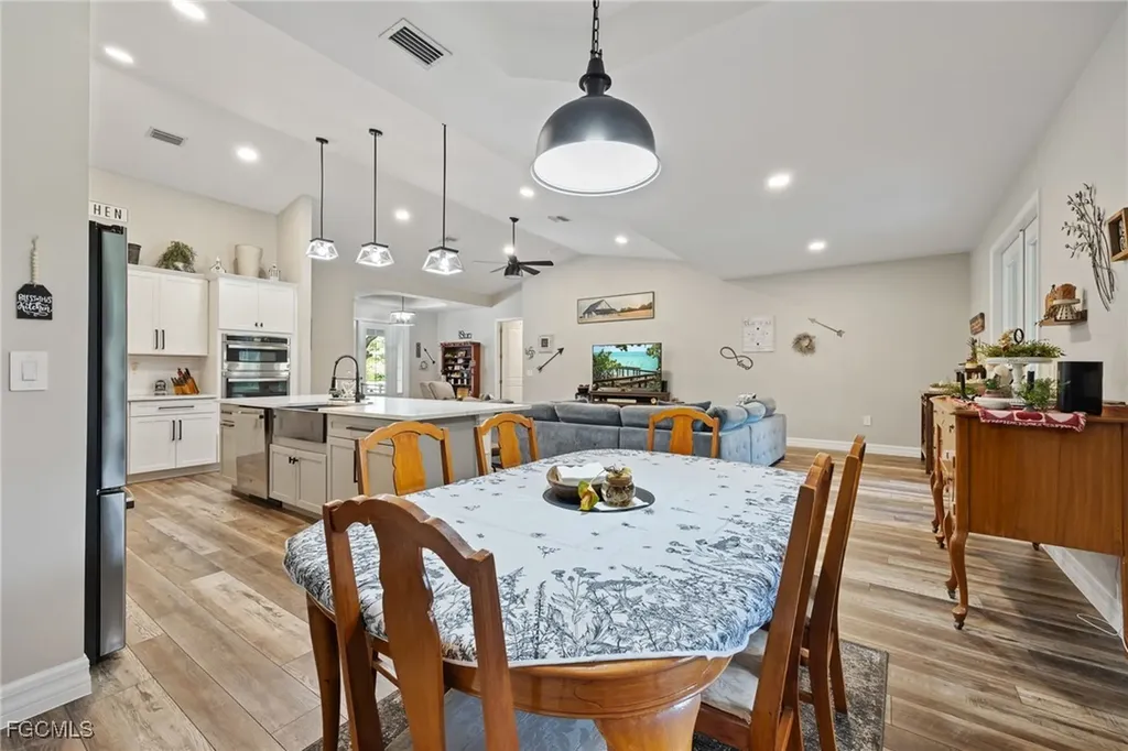 2391 Lippincott Road Alva FL 33920