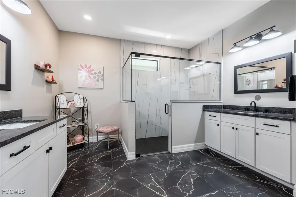 2391 Lippincott Road Alva FL 33920