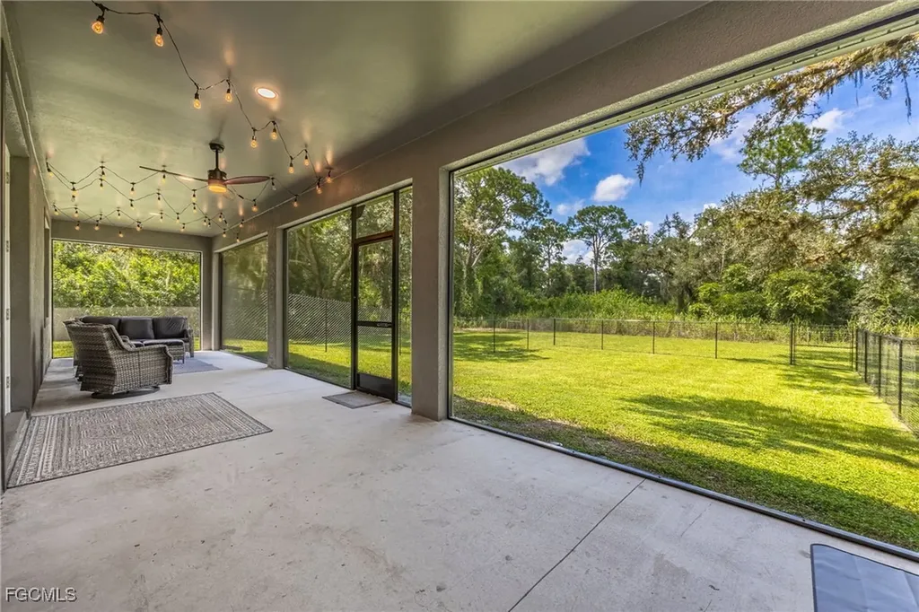 2391 Lippincott Road Alva FL 33920