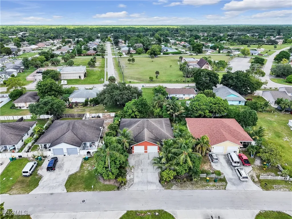 4639 19th Place SW Naples FL 34116
