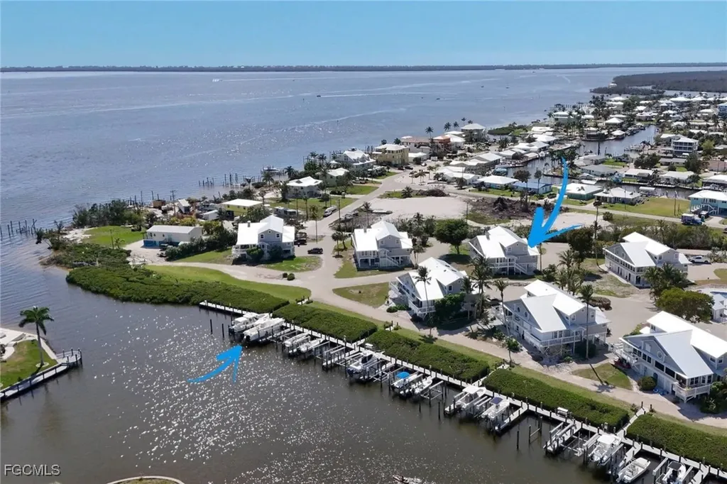 2258 Palm Avenue St. James City FL 33956