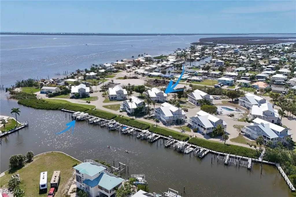 2258 Palm Avenue St. James City FL 33956
