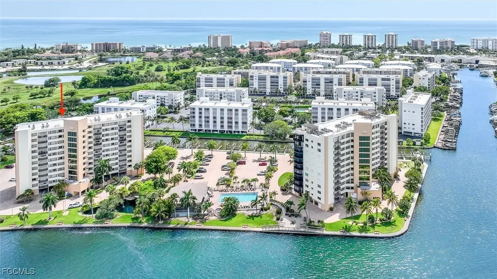 Fort Myers Beach FL, 4263 Bay Beach Lane, Unit 713