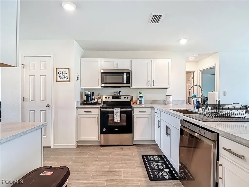 2108 NW 2nd Place Cape Coral FL 33993