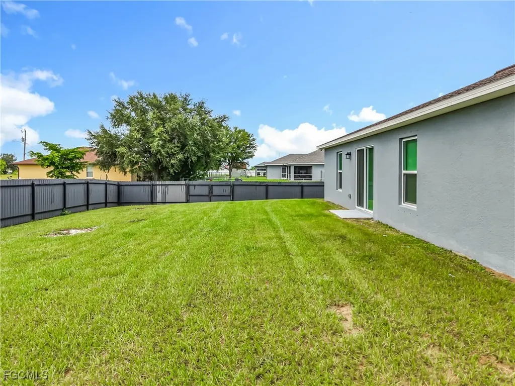 2108 NW 2nd Place Cape Coral FL 33993