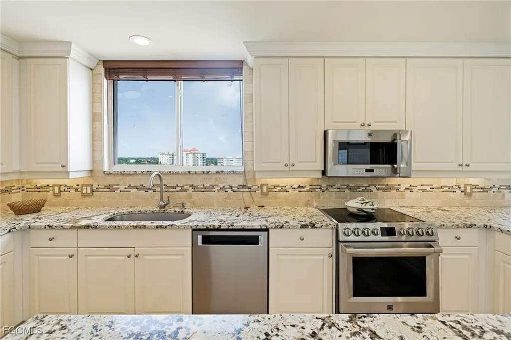 14813 Laguna Drive Fort Myers FL 33908