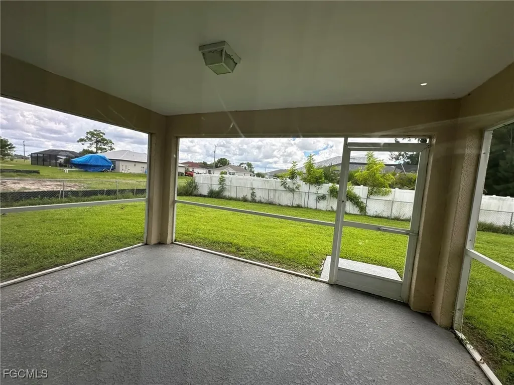 122 NW 15th Terrace Cape Coral FL 33993