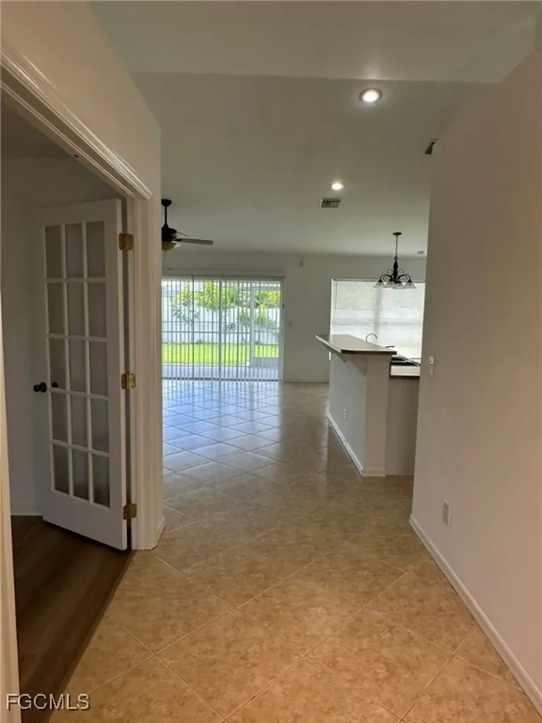 122 NW 15th Terrace Cape Coral FL 33993