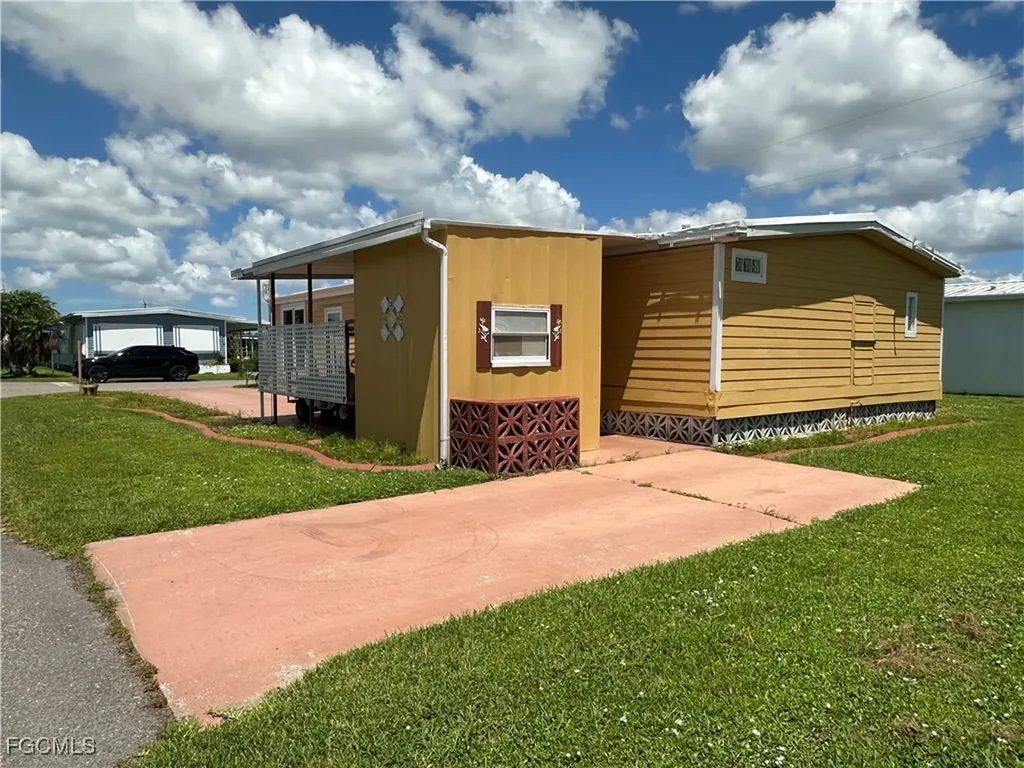 14700 Patrick Henry Road North Fort Myers FL 33917