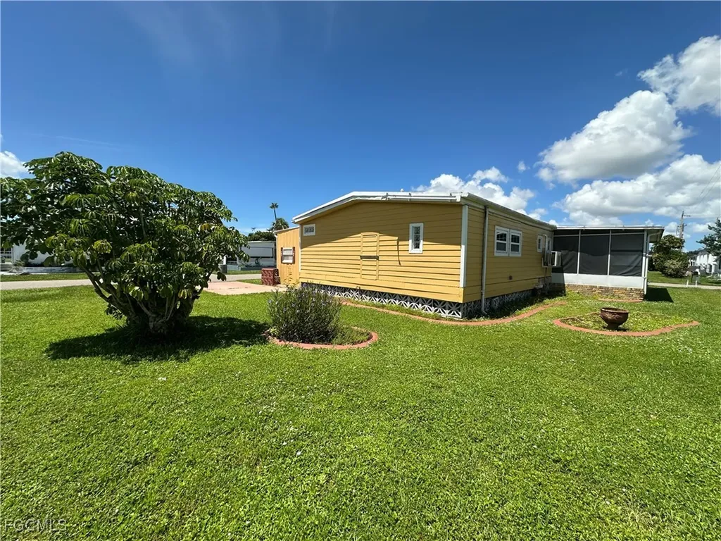 14700 Patrick Henry Road North Fort Myers FL 33917