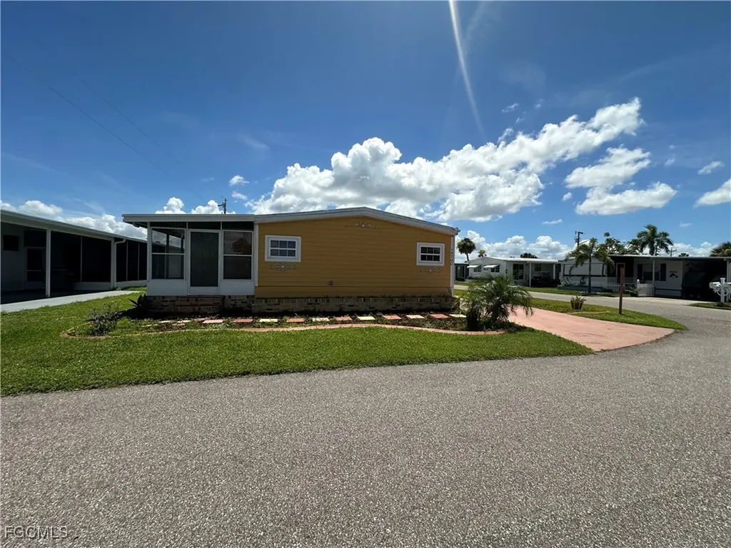 14700 Patrick Henry Road North Fort Myers FL 33917