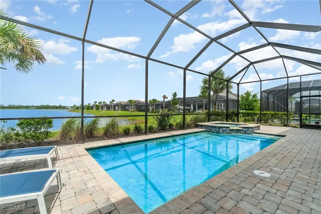 17583 Winding Oak Lane North Fort Myers FL 33917
