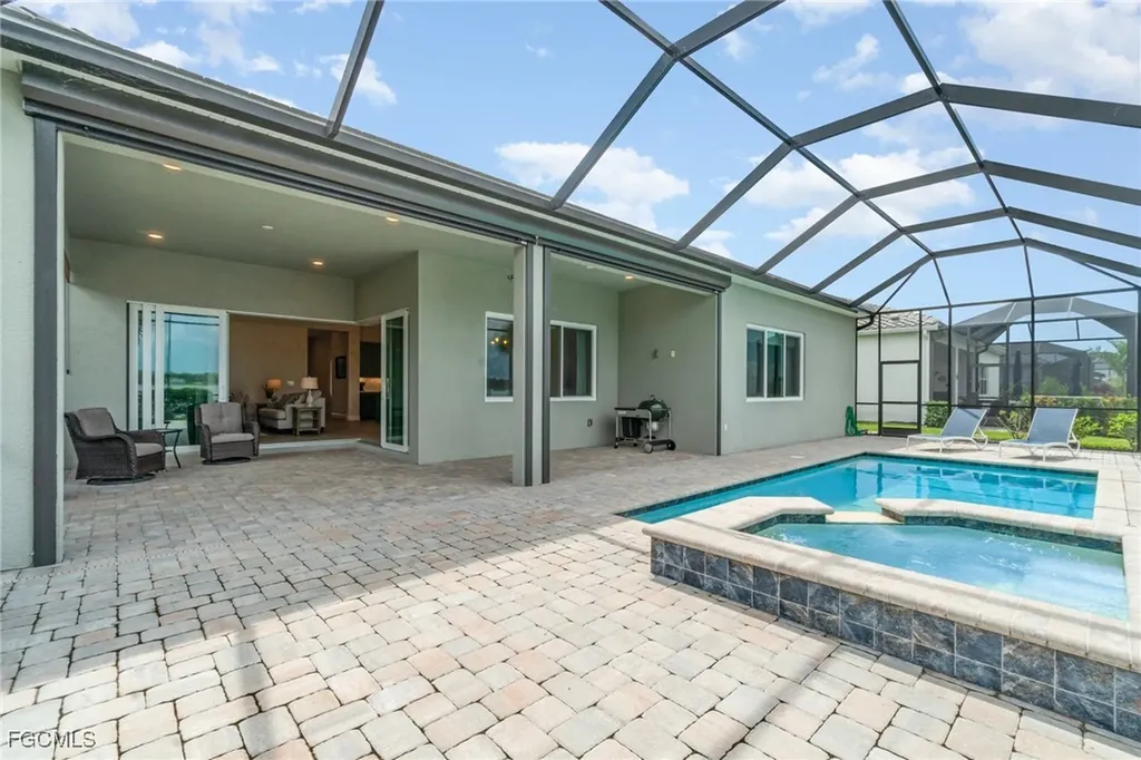 17583 Winding Oak Lane North Fort Myers FL 33917