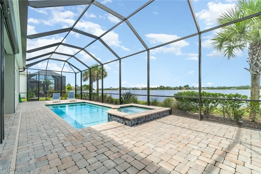 17583 Winding Oak Lane North Fort Myers FL 33917