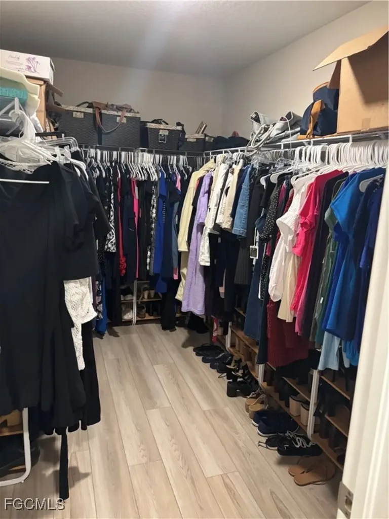 1005 SW 36th Street Cape Coral FL 33914