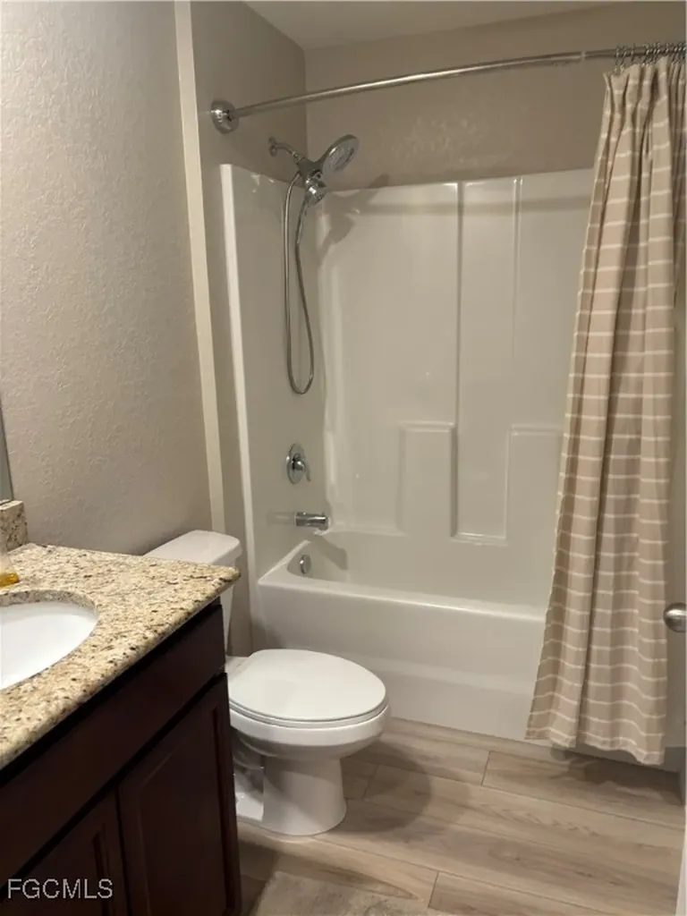 1005 SW 36th Street Cape Coral FL 33914