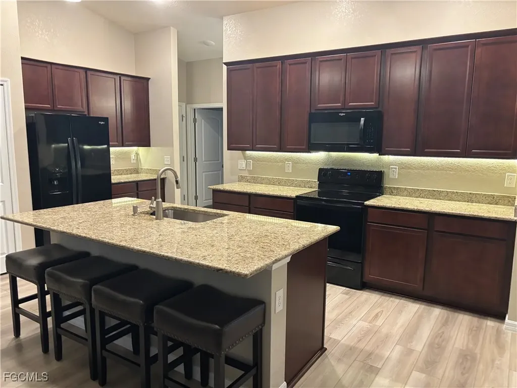 1005 SW 36th Street Cape Coral FL 33914