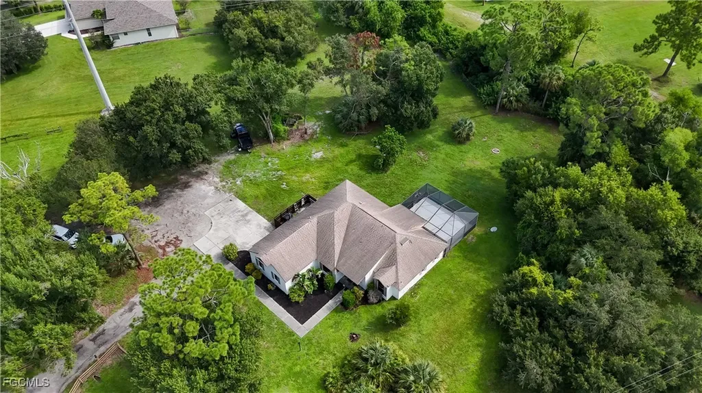 17990 Leetana Road North Fort Myers FL 33917