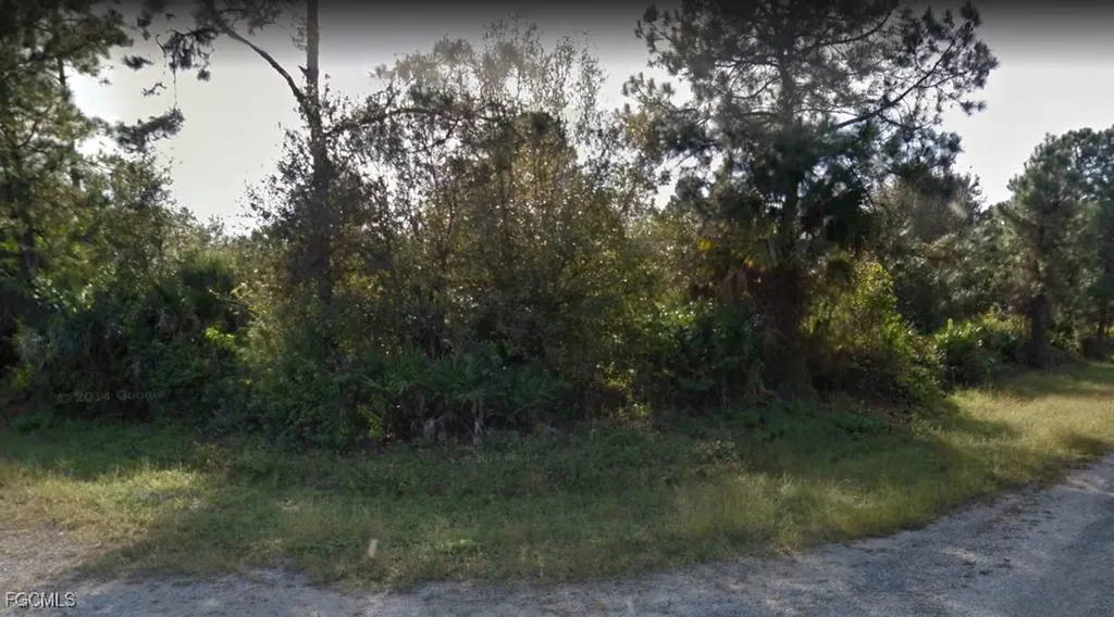 1230 Ramus Street E Lehigh Acres FL 33974