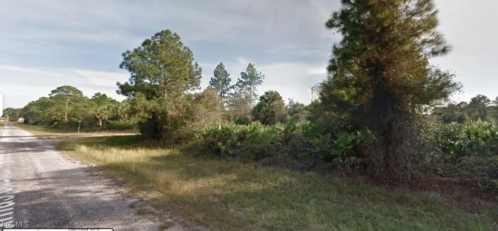 1230 Ramus Street E Lehigh Acres FL 33974