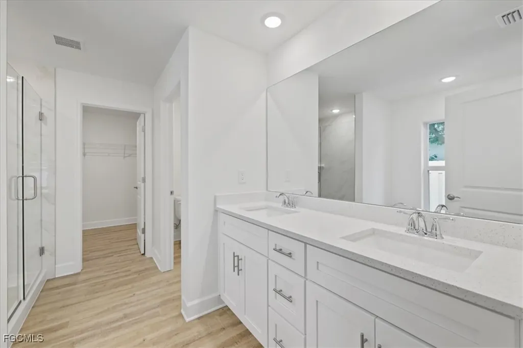 1217 SW 20th Street Cape Coral FL 33993