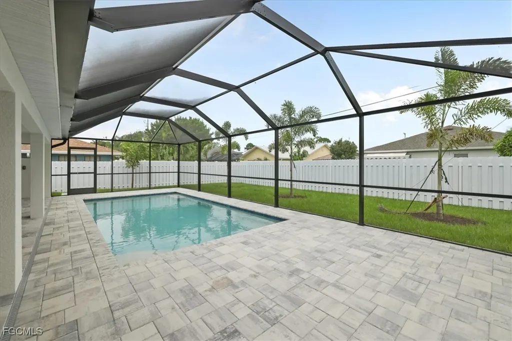 1217 SW 20th Street Cape Coral FL 33991