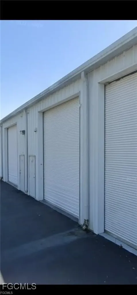 3560 Work Drive Fort Myers FL 33916
