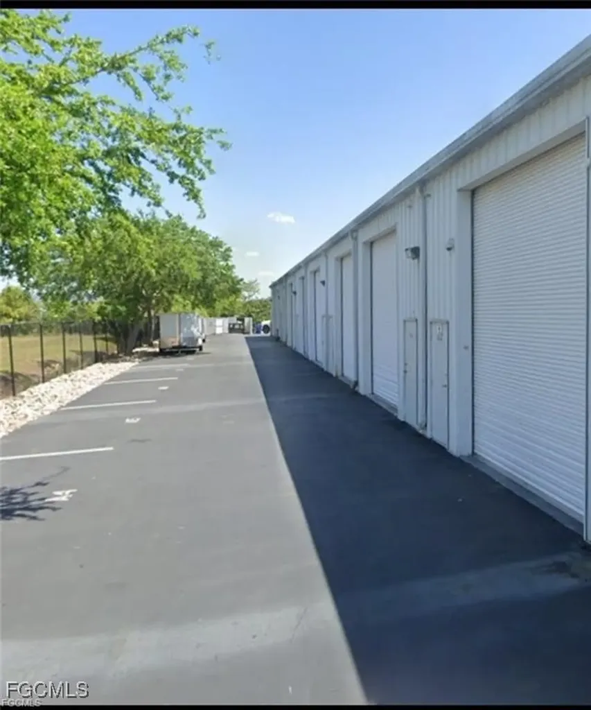 3560 Work Drive Fort Myers FL 33916