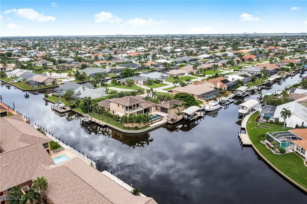 1118 SW 48th Terrace Cape Coral FL 33914