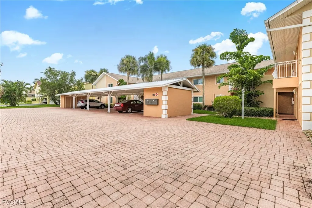 1118 SW 48th Terrace Cape Coral FL 33914
