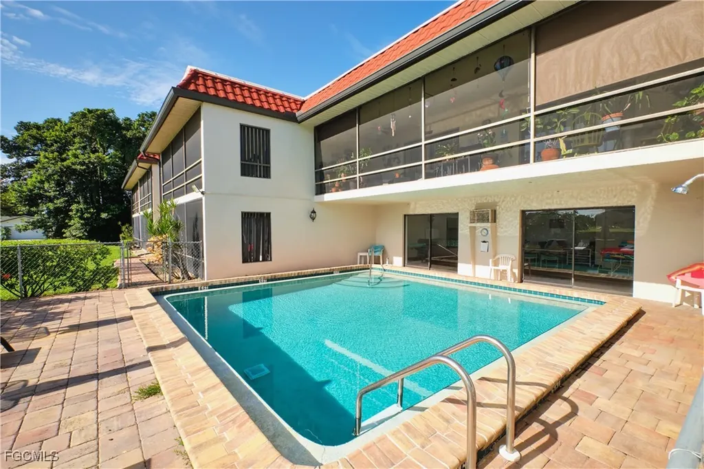 4728 Orange Grove Boulevard North Fort Myers FL 33903