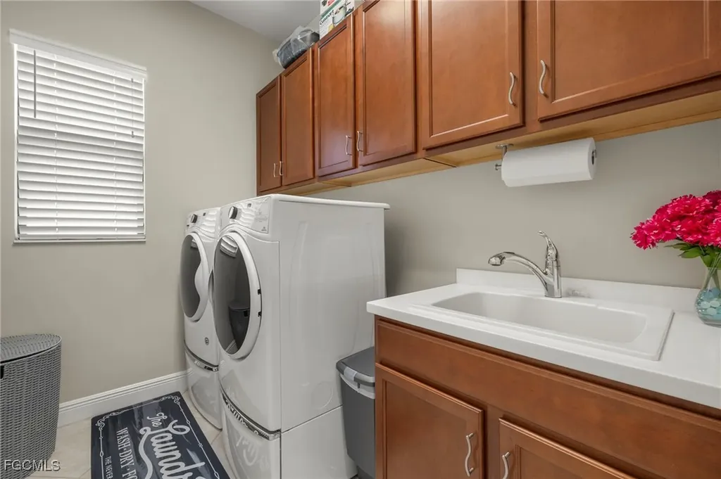 10860 Essex Square Boulevard Fort Myers FL 33913