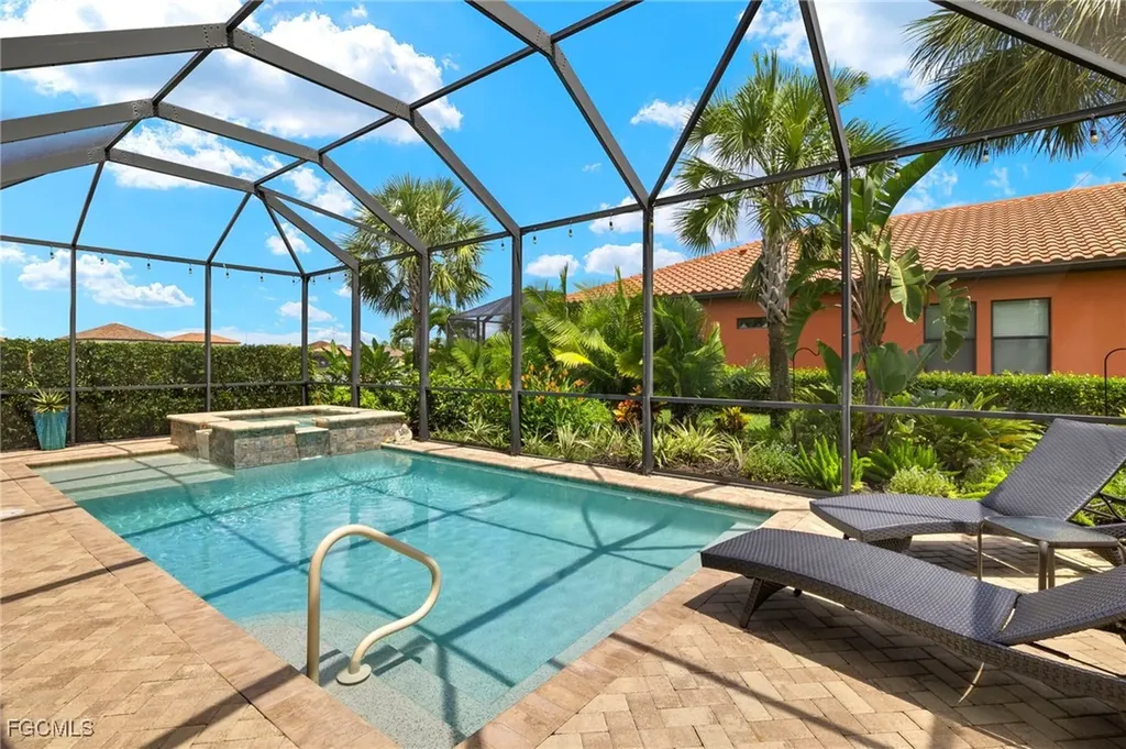 10860 Essex Square Boulevard Fort Myers FL 33913