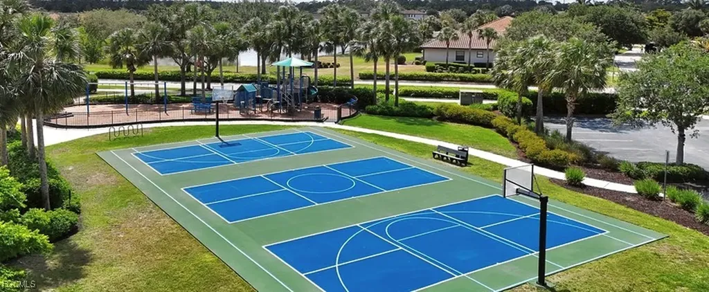 10860 Essex Square Boulevard Fort Myers FL 33913