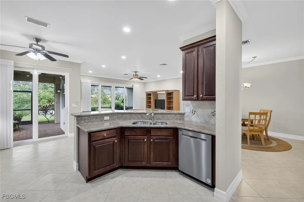 10111 Mimosa Silk Drive Fort Myers FL 33913